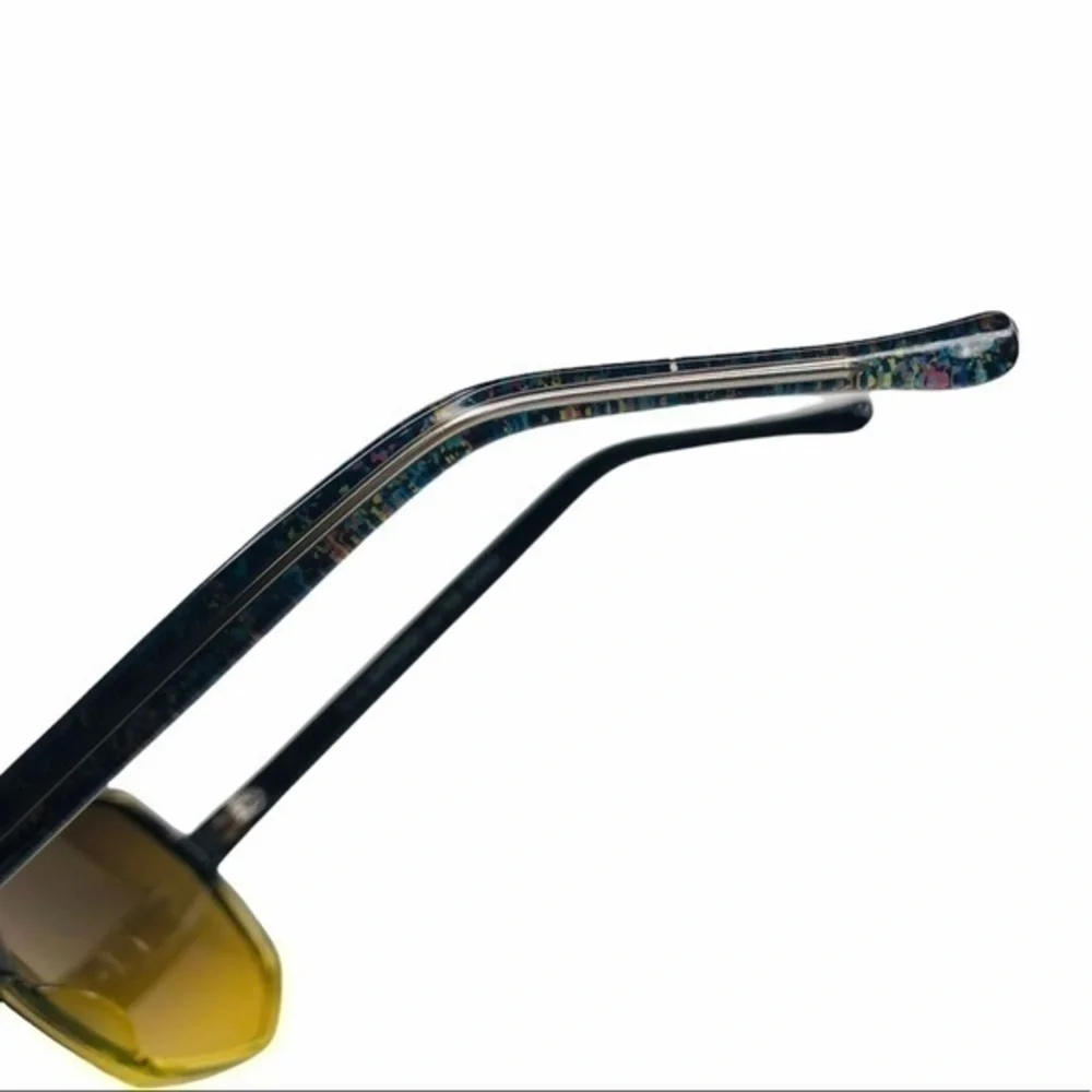 KOMONO - Bonnie Expressionist Sunglasses - NWT geometric black oversized